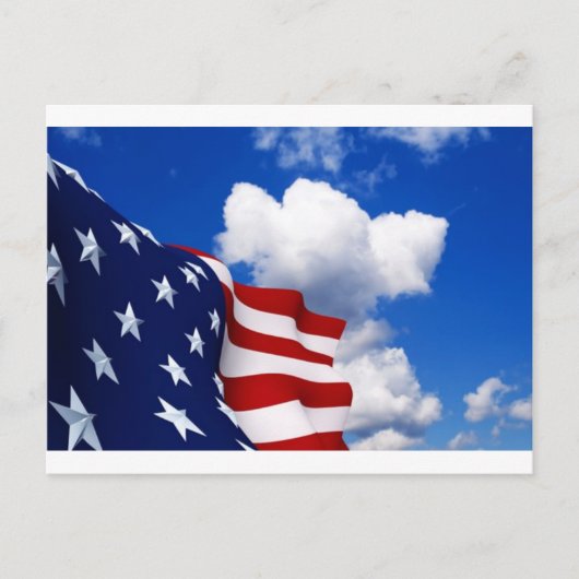 Amerikaanse vlag in blauwe lucht briefkaart (Voorkant)