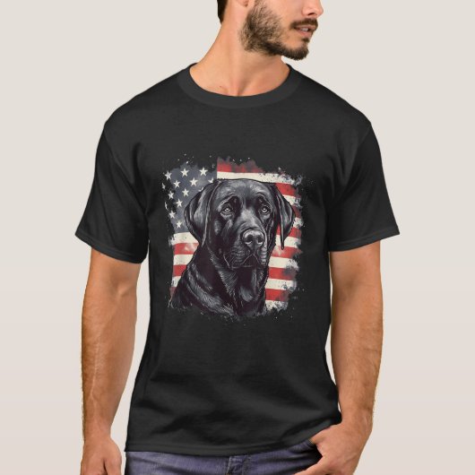 Amerikaanse vlag Lab eigenaar Black Labrador opgeh T-shirt (Voorkant)
