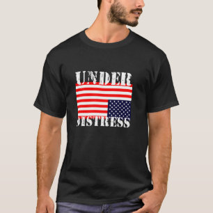 Amerikaanse vlag ondersteboven gescheurd in nood t-shirt