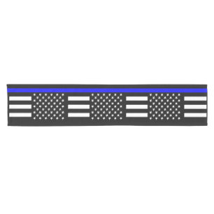 Amerikaanse vlag op een blauwe lijn symbolisch ged korte tafelloper