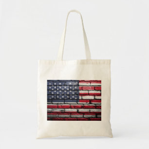 Amerikaanse vlag schilderij op een muur tote bag