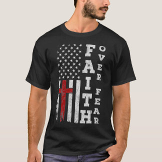 Amerikaanse vlag werpt Christelijk geloof over Fe T-shirt
