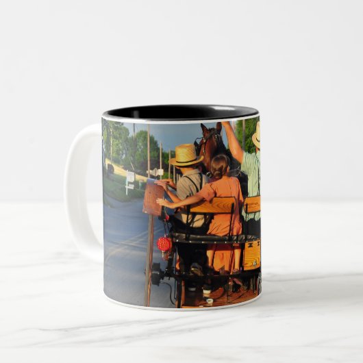 Amish Buggy Coffee Mug (Devant gauche)