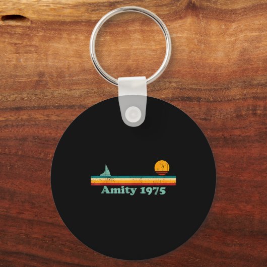 Amity 1975 Retro Sailboat And Sunset Design Idea  Sleutelhanger (Voorkant)