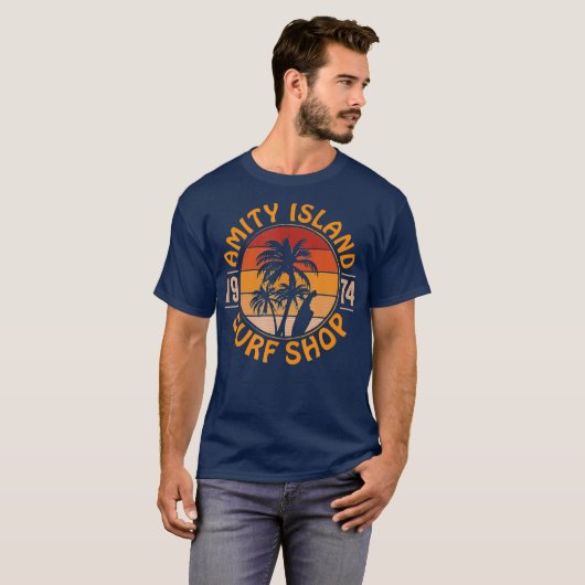Amity Island Surf Shop  1974 T-shirt (Voorkant volledig)