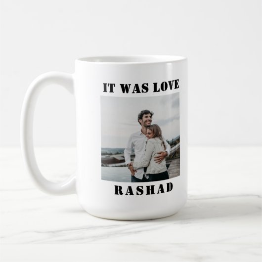 Amour au premier regard couple tasse de café (Gauche)