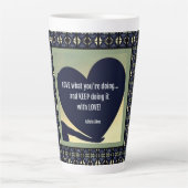 AMOUR Ce que tu fais Latte Mug par Adiela Akoo (Devant)