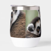 **"Amour de la mère : Mummy and Baby Lemur Cuddlin (Droite)