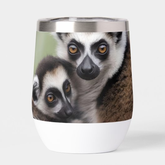 **"Amour de la mère : Mummy and Baby Lemur Cuddlin (Arrière)