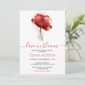 Amour en Fleur Rouge Floral nuptiale Invitation (Debout devant)