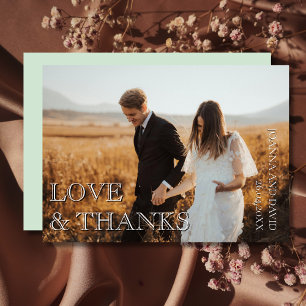 Amour et Merci Mariage Photo Sage Green