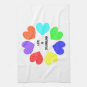Amour Interracial Rainbow Hearts Serviette de cuis (Vertical)