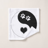 Amoureux des chiens Yin Yang Coeurs et Empreintes  (Gant de toilette)