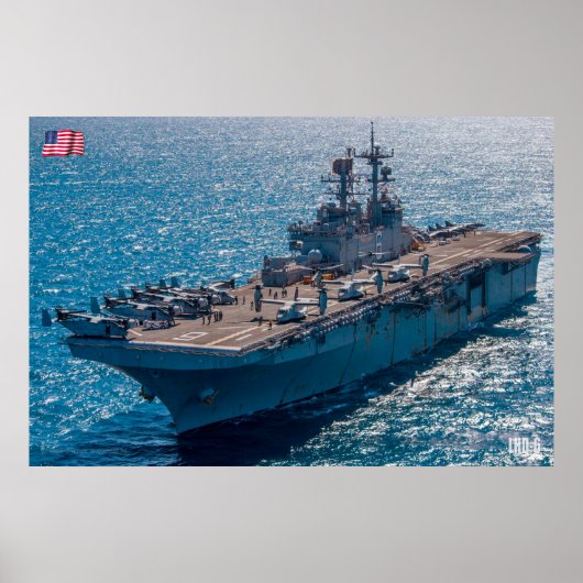 AMPHIBIOUS ASSAULT SHIP - LHD-6 POSTER (Voorkant)