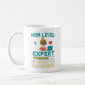 Amusant maman Mug ; expert en mots de passe oublié (Gauche)