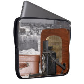 analoge camera-recorder en retro-radio laptop sleeve (Voorkant Rechts)