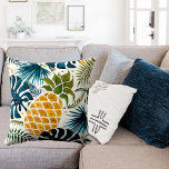 Ananas doré bleu palmier feuille feuillage blanc<br><div class="desc">Un grand ananas doré sur un motif de feuillage feuille de palmier bleu et vert. Arrière - plan blanc.</div>