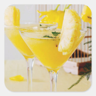 Ananas- en gember Fresca-cocktail Vierkante Sticker