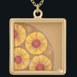 Ananas Upside Down Cake Cherry Foodie Collier<br><div class="desc">Il présente une illustration originale d'un délicieux gâteau à l'envers,  à l'ananas,  surmonté d'ananas et de cerises rouge vif. Idéal pour votre gourmet préféré !</div>