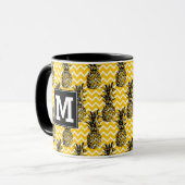 ananas Zigzags | Monogram Mok (Voorkant links)