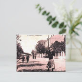 Ancienne carte postale - Bizerte, Tunisie (Debout devant)