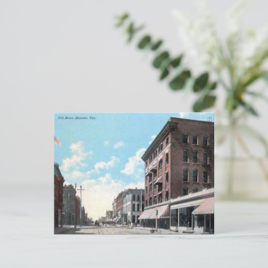 Ancienne carte postale - Cheyenne, Wyoming (Debout devant)