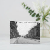 Ancienne carte postale - Disques, Norfolk (Debout devant)