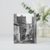 Ancienne carte postale - Guernesey, CI (Debout devant)