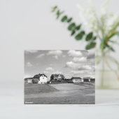 Ancienne carte postale - Hvanneyri, Islande (Debout devant)