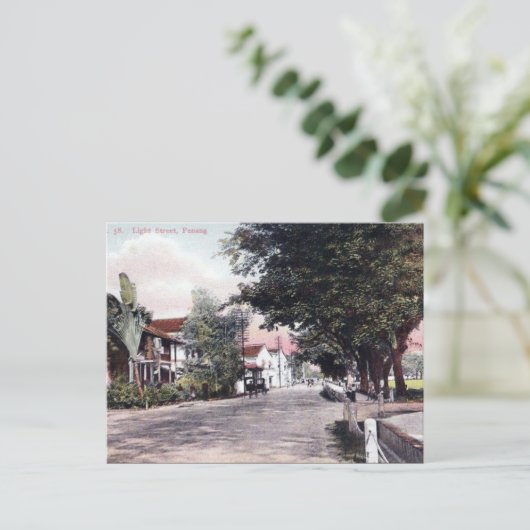 Ancienne carte postale - Penang, Malaisie (Debout devant)