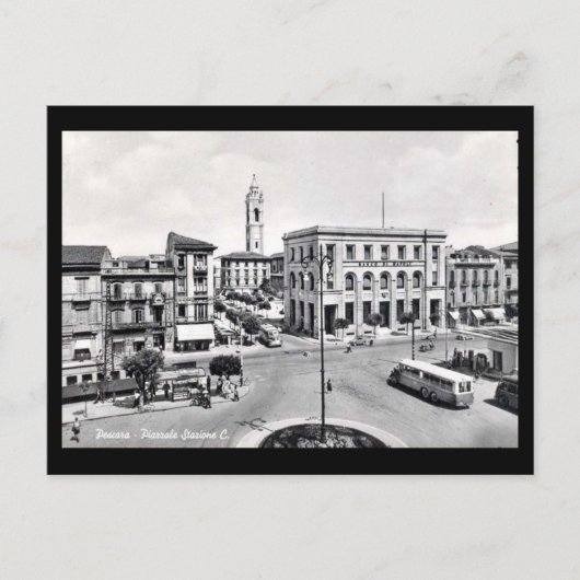 Ancienne carte postale - Pescara, Piazzale Stazion (Devant)