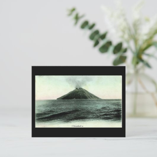 Ancienne carte postale, Stromboli (Debout devant)