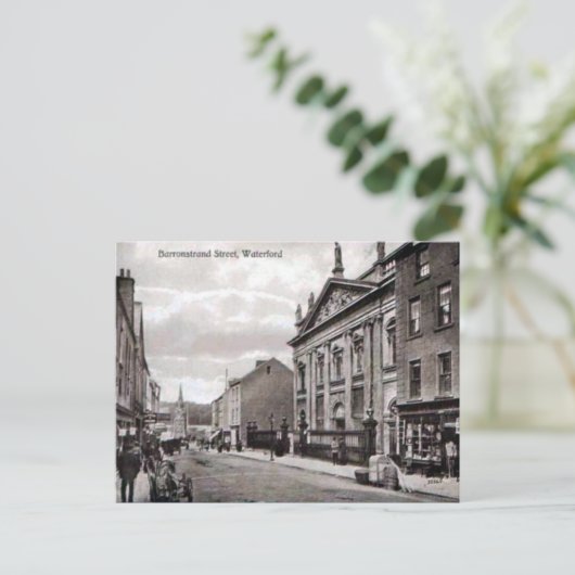 Ancienne carte postale - Waterford, Irlande (Debout devant)