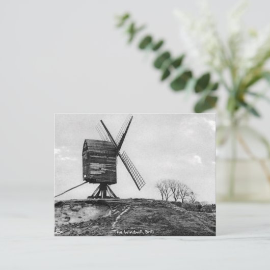 Ancienne carte postale - Windmill, Brill, Bucks (Debout devant)