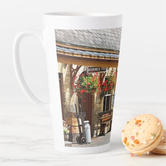 ANCIENNE GARE CAFÉ MUG (En situation)