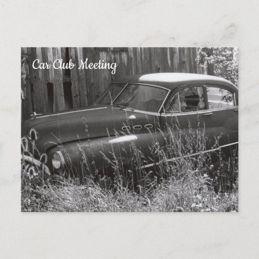 Ancienne voiture abandonnée dans une carte postale (Devant)