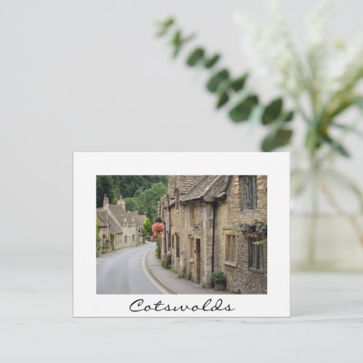 Anciens gîtes dans Castle Combe carte postale en t (Debout devant)