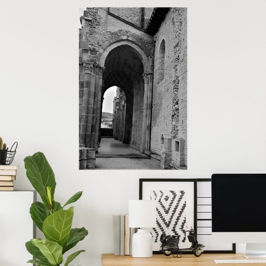 Ancient Archway Poster (Thuiskantoor)