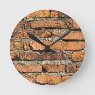Ancient Brick Wall Ronde Klok