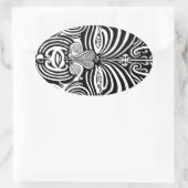 Ancient Maori Moko tribaal tattoo ontwerp. Ovale Sticker (Tas)