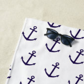 Ancre bleu marine  personnalisée Serviette de plag (En situation)