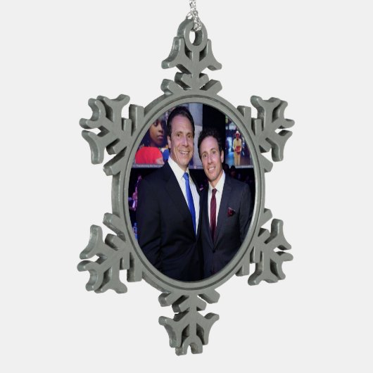 Andrew en Chris Cuomo Tin Sneeuwvlok Ornament (Links)