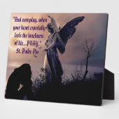 Angel avec plaque en nappe humaine à l'Easel (Côté)