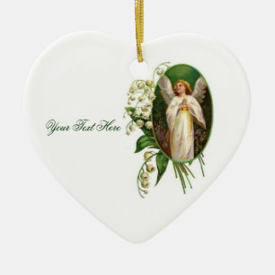 Angel die bidt in een tuin keramisch ornament