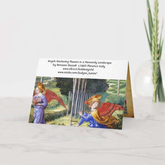 Angel Gathering Flowers in een hemel landschap Feestdagen Kaart (Achterkant)