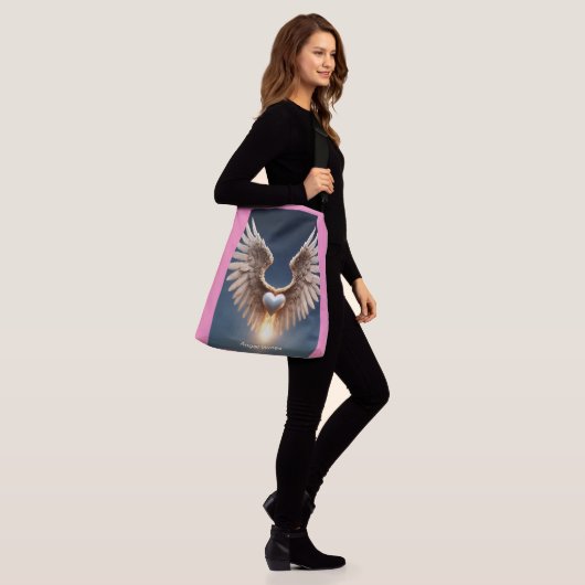 Angel Wings Grote Cross-Body Canvas tas Met Roze B (Op model)