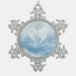 Angel Wings in Cloudy Blue Sky Tin Sneeuwvlok Ornament