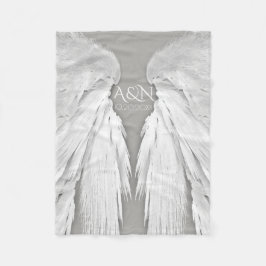 ANGEL WINGS Monogram Elegant Grey Fleece Deken