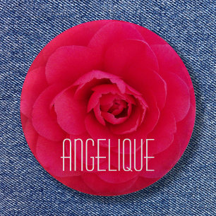 Angelique op een roze Camellia Ronde Button 5,7 Cm