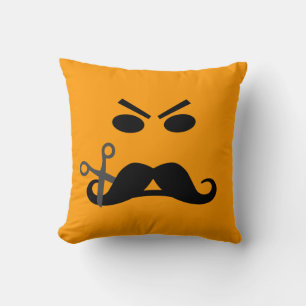 Angry Mustache, aangepast met kussens